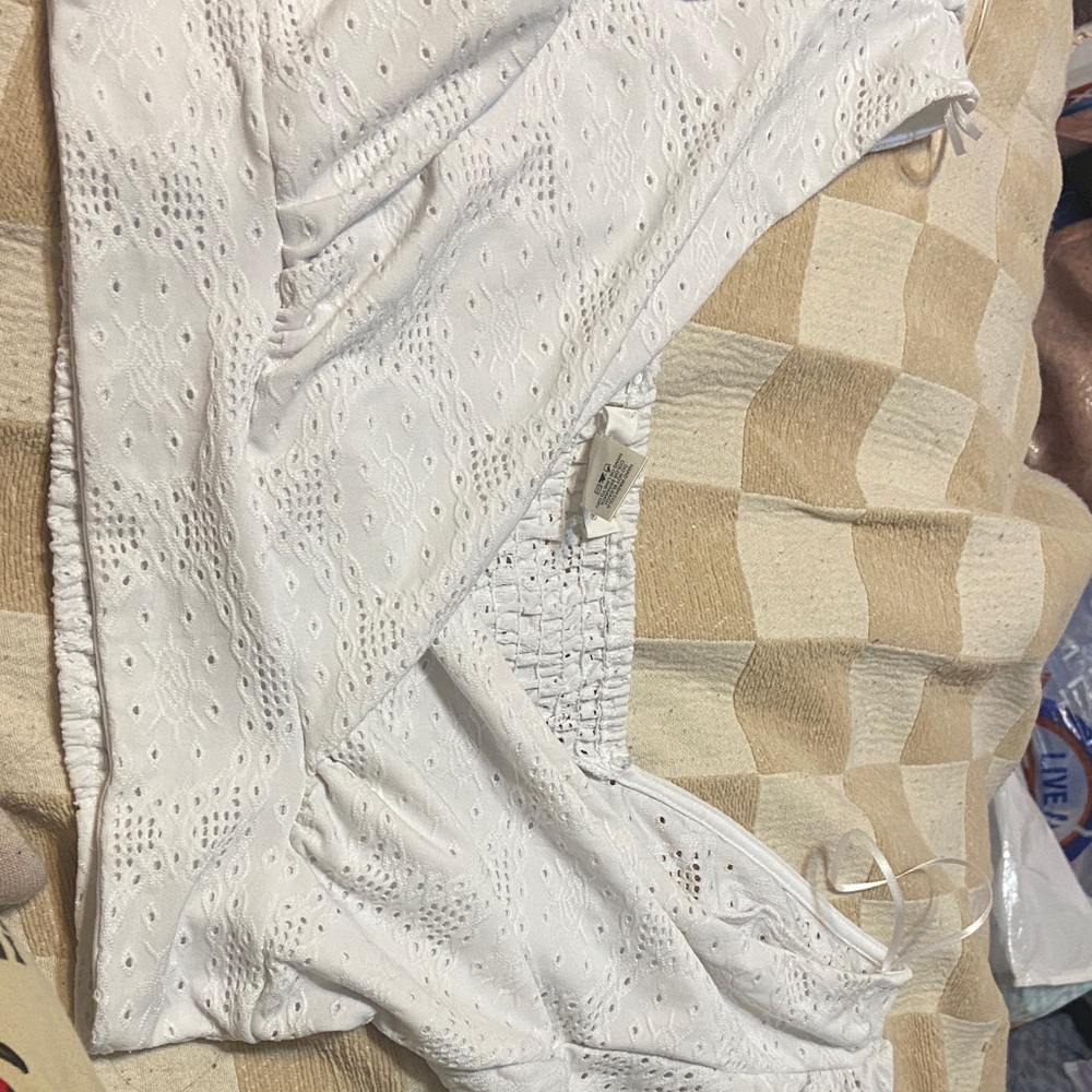 URBAN Romantics White Lace Blouse
